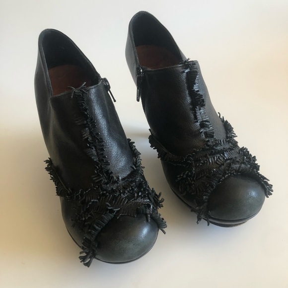Chie Mihara Atino Fringe Ankle Booties - Picture 3 of 16